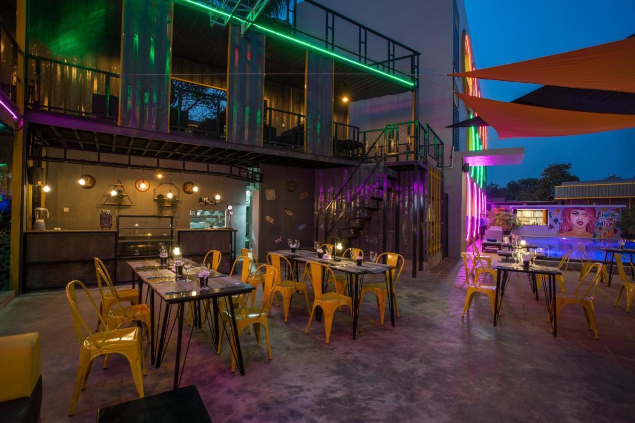 White Rabbit Hostel Siem Reap Eksteriør billede
