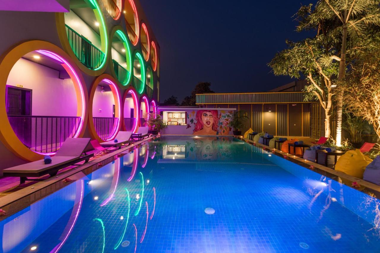 White Rabbit Hostel Siem Reap Eksteriør billede