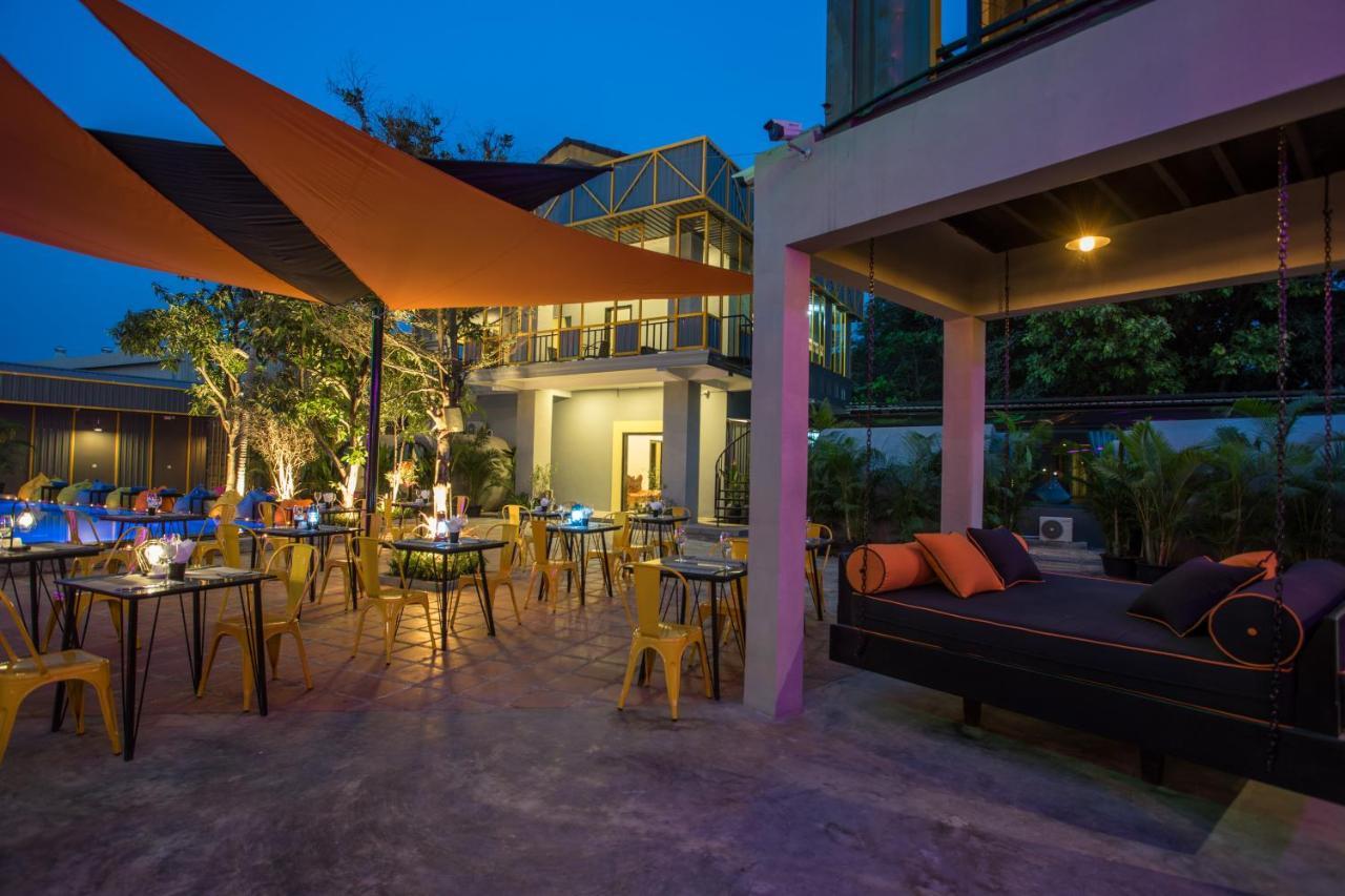 White Rabbit Hostel Siem Reap Eksteriør billede