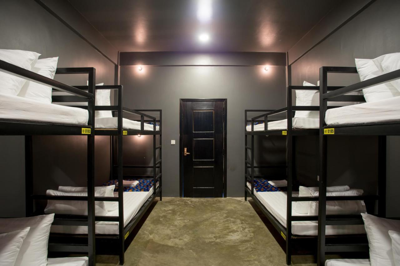 White Rabbit Hostel Siem Reap Eksteriør billede