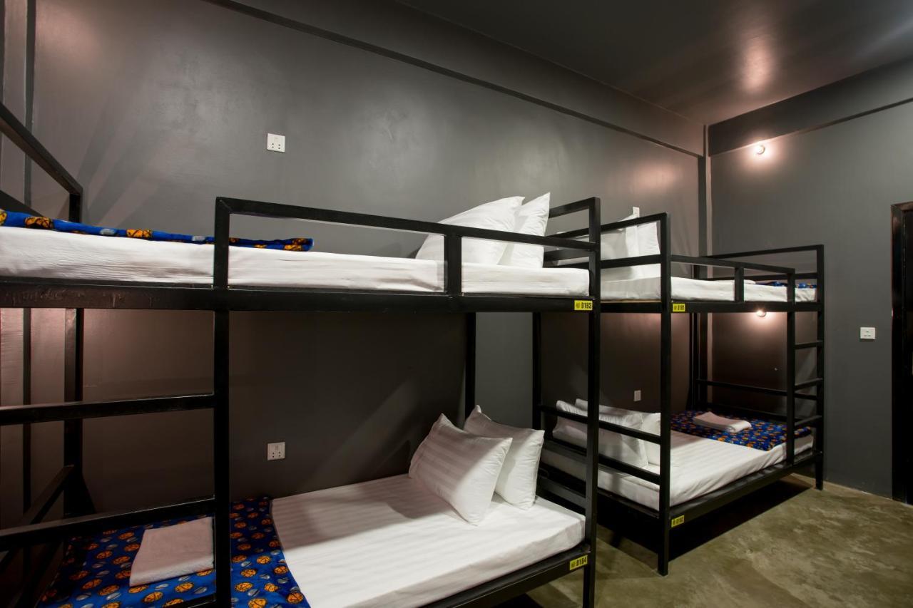 White Rabbit Hostel Siem Reap Eksteriør billede